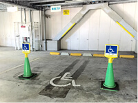 身障者用専用駐車場